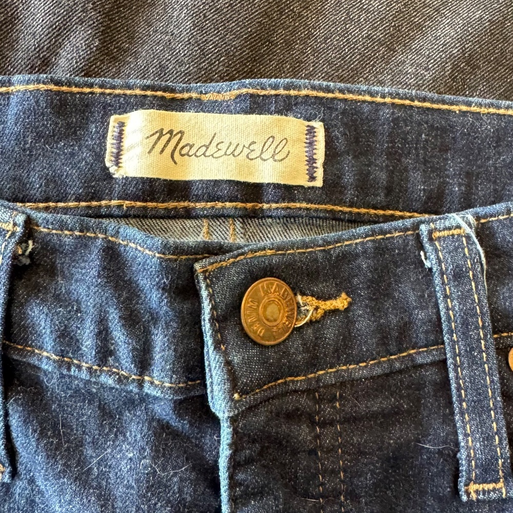 Madewell Tall 10" High-Rise Skinny Jeans in Lucille Wash, Size 28 Tall - Picture 3 of 11